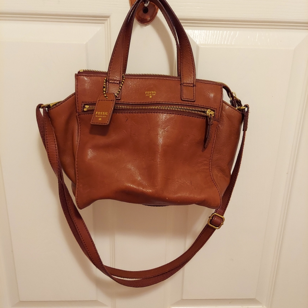 Fossil purse